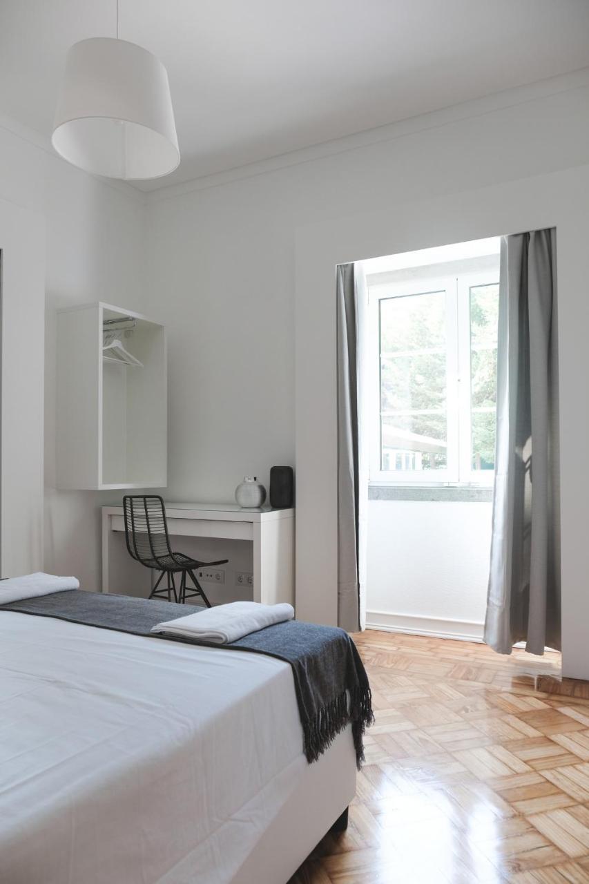 4U Lisbon Airport Suites ภายนอก รูปภาพ